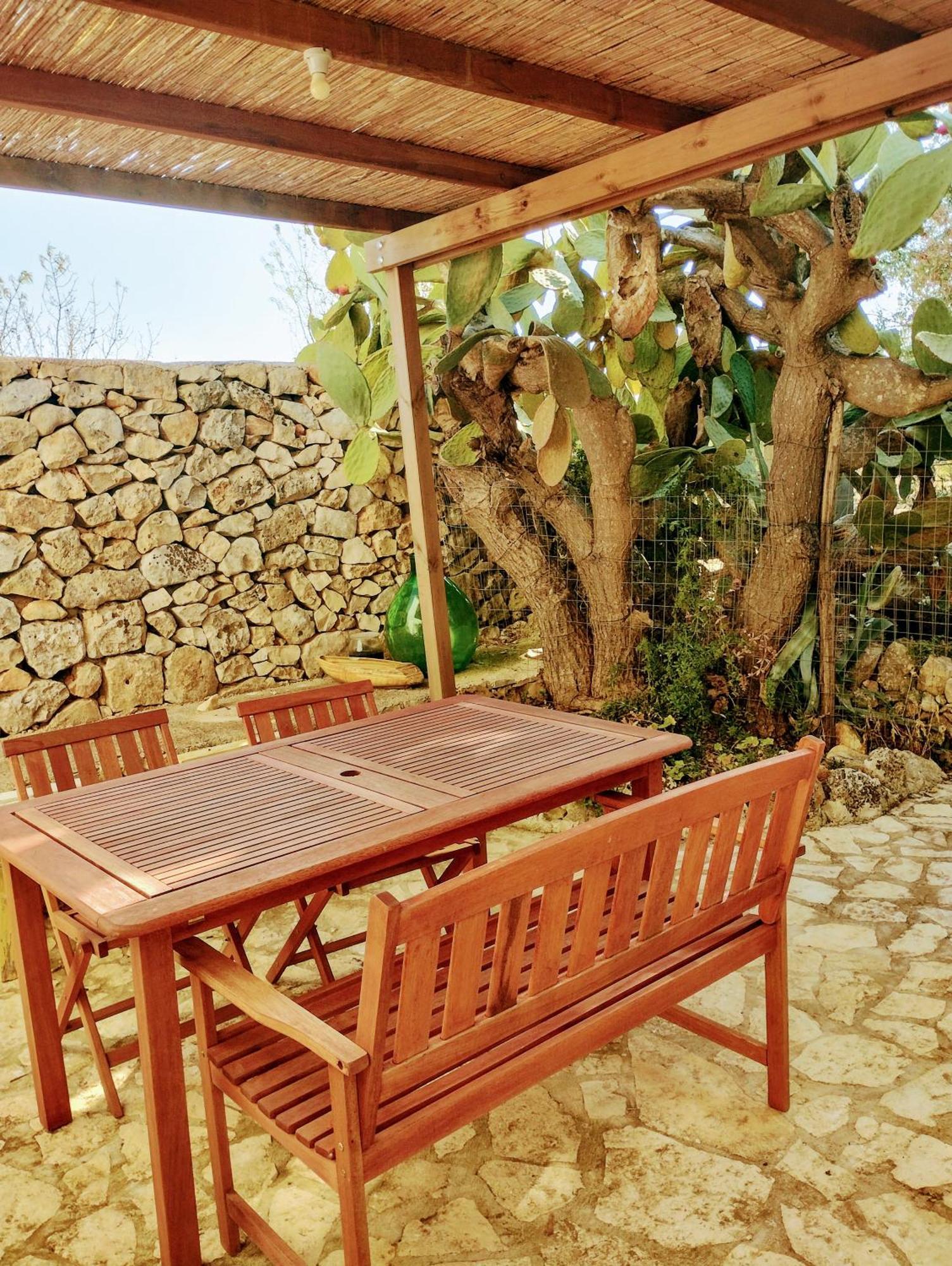 B&B Giovannarolla Green House Ostuni Buitenkant foto